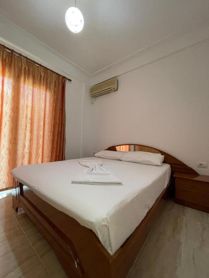 Sun And Sea Apartment Saranda Екстериор снимка