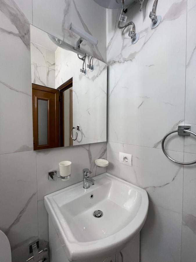 Sun And Sea Apartment Saranda Екстериор снимка