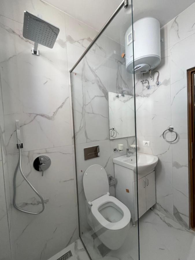 Sun And Sea Apartment Saranda Екстериор снимка